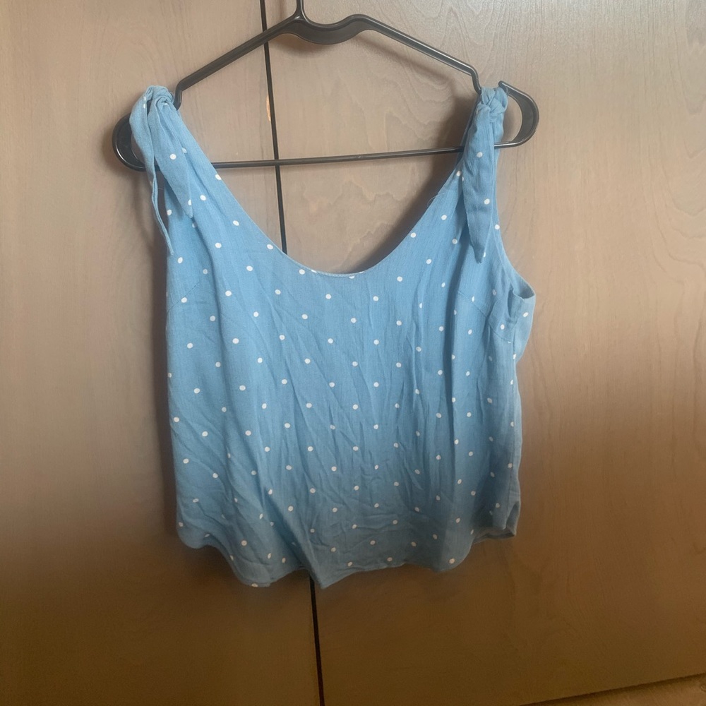 Pretty blue Oliviaceous tank!